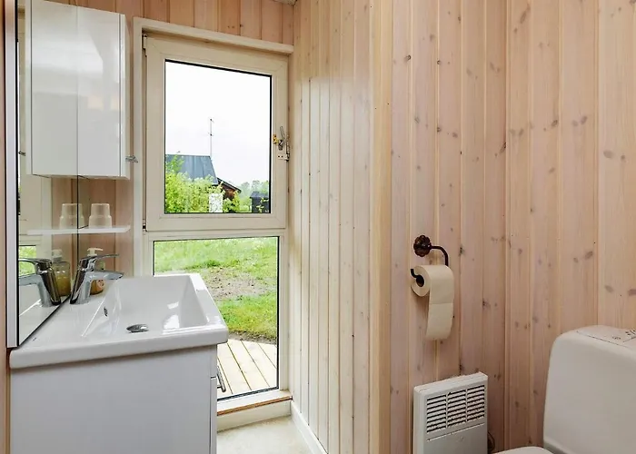 6 Person In Laeso-by Traum * Laeso