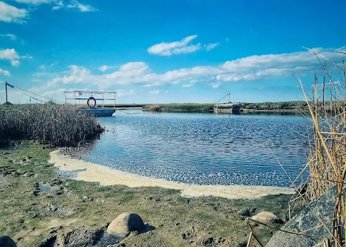 6 Person In Laeso-by Traum